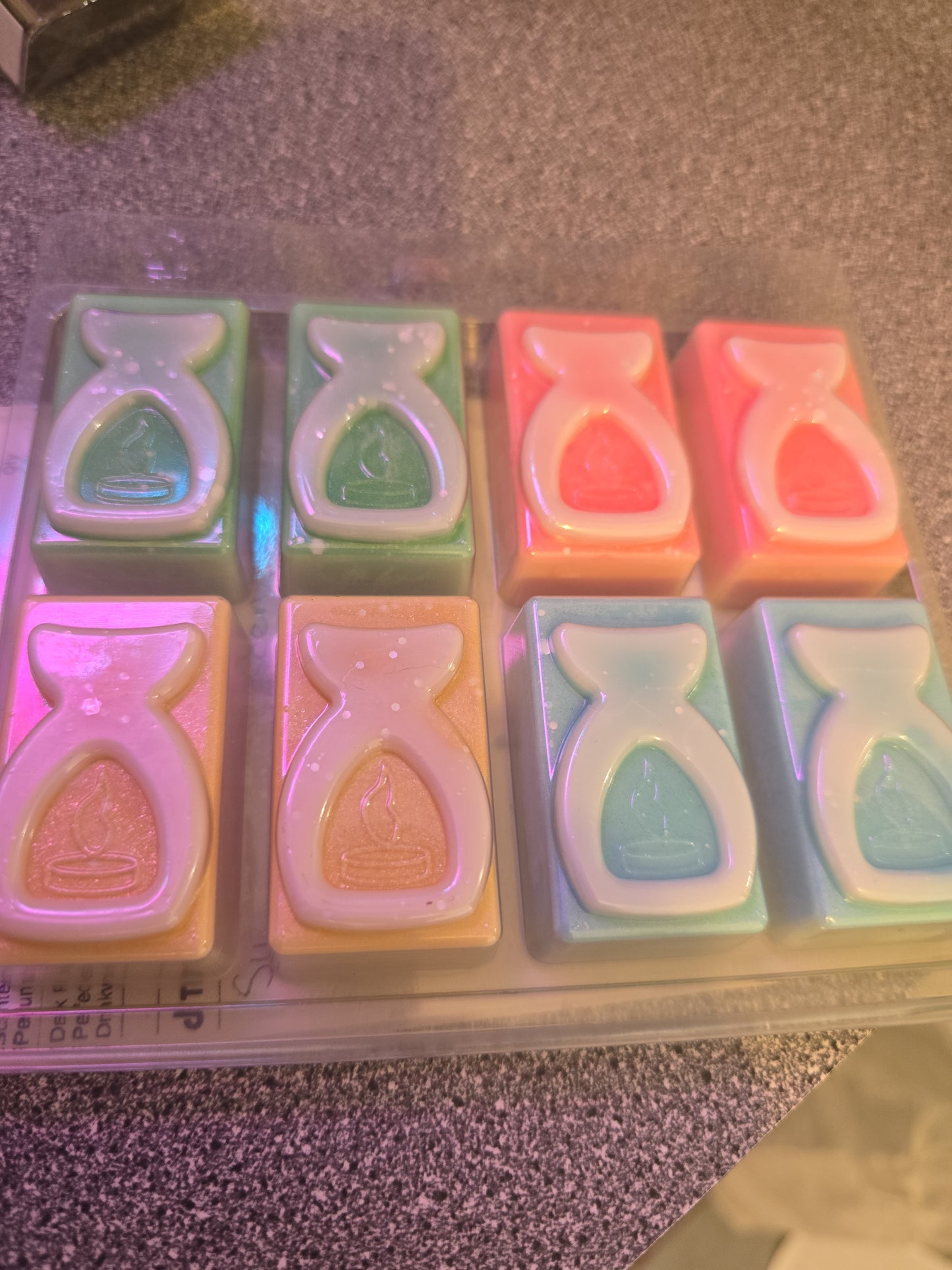 8 section large clamshell wax melts cute burner design